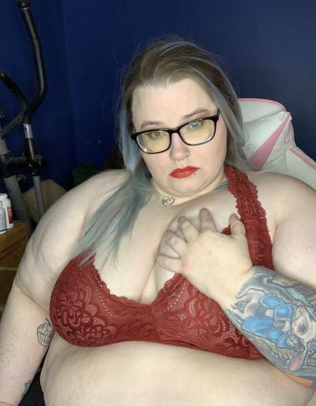 adenahx onlyfans leaked tits