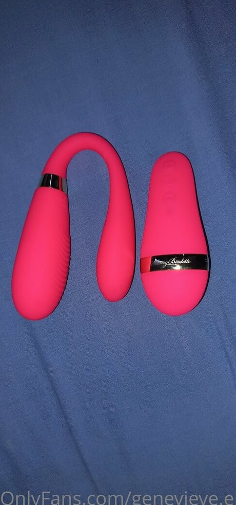 genevieve ellis only fans nude