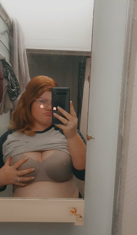 genevieve ellis nude only fans