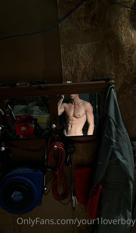 your1loverboy Profile pic