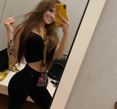 Justfoxii onlyfans naked