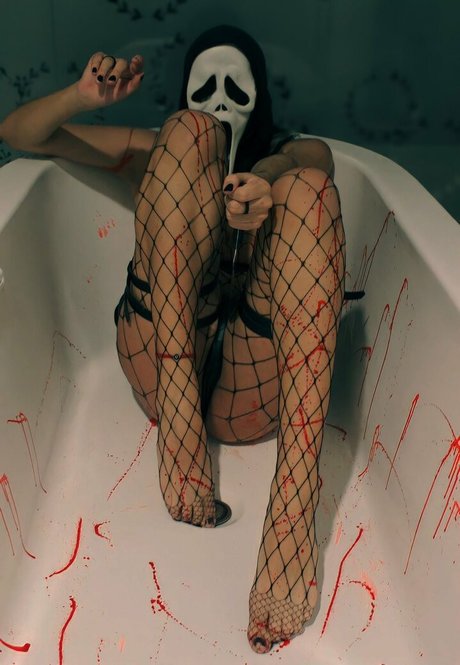 Kiarastrawuwu onlyfans post