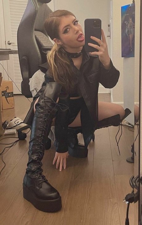 Chrissy Costanza new onlyfans