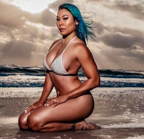 Mia Yim onlyfans leaked pics