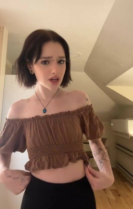 Pissflavoredlemonade leaked onlyfans photos