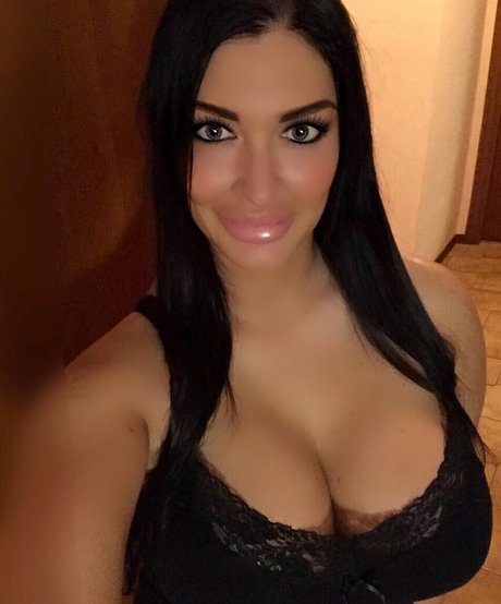 elisabetta mediterraneagirl onlyfans pic