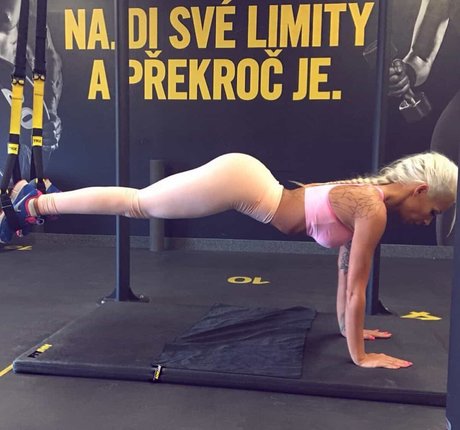 Nikola ihova onlyfans leaka