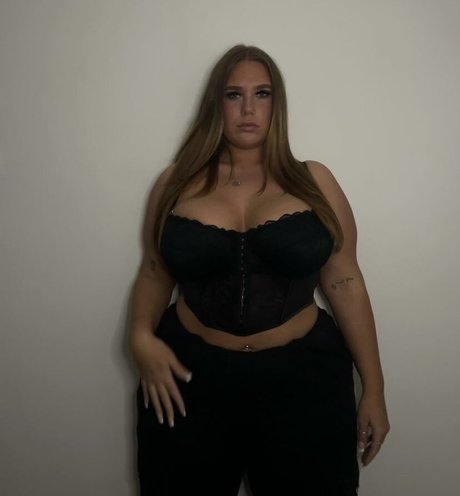 ellierobsxx onlyfans page