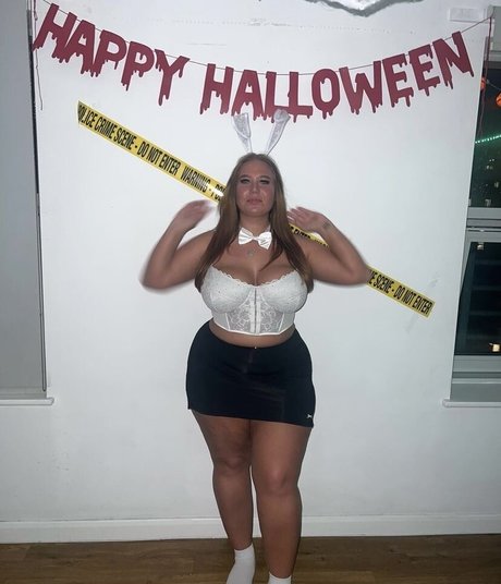 ellierobsxx nude leak onlyfans