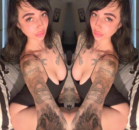 nova 6 onlyfans nude content