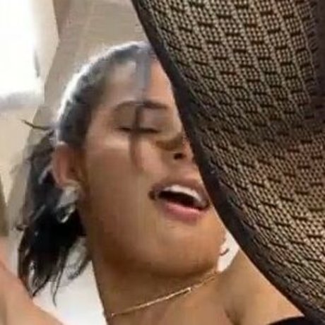 Karen Oliver onlyfans public photos