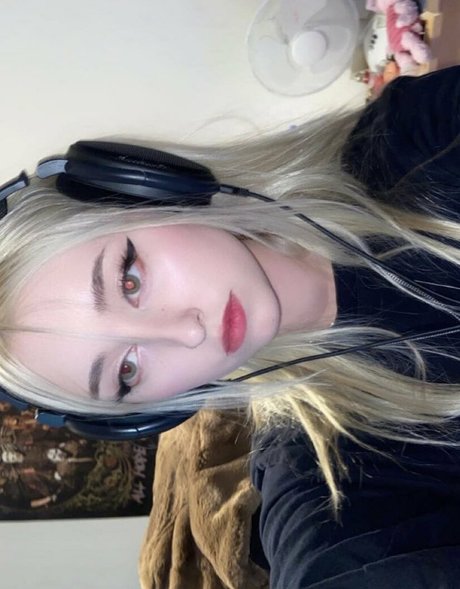 Allykitti nude on onlyfans