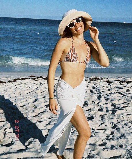 Catalina Garcia onlyfans lesk