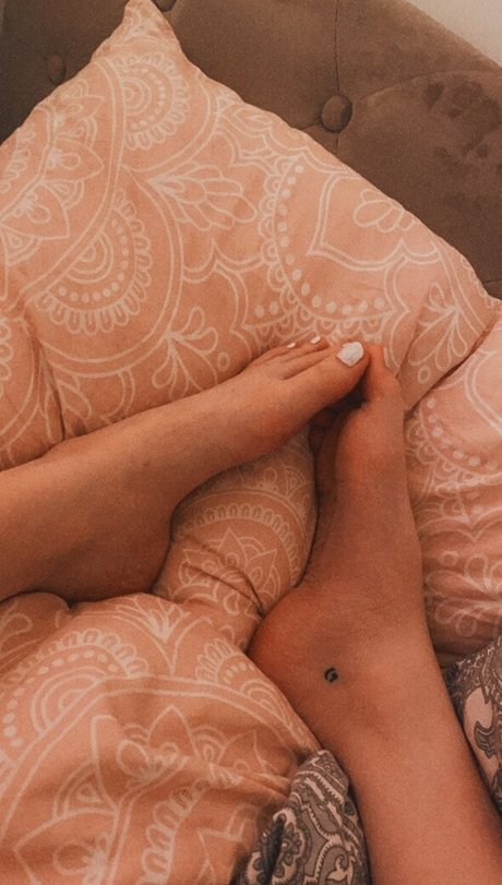 luliary onlyfans lesk