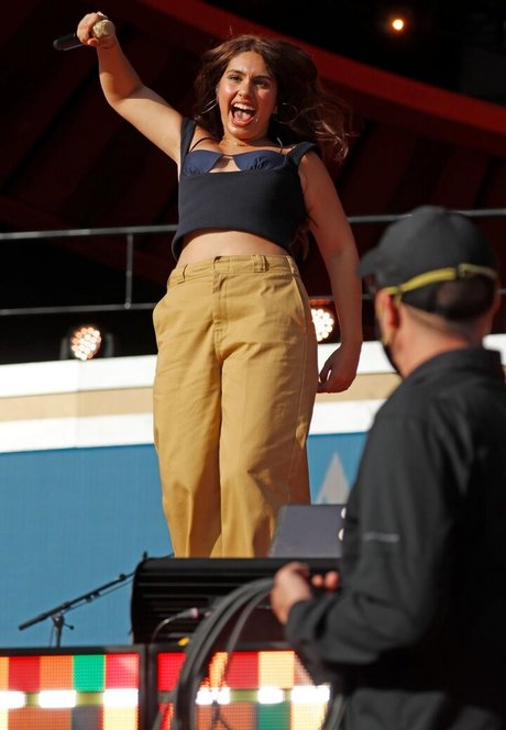 Alessia Cara sex tape onlyfans