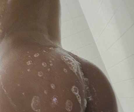 Vanta vin is on onlyfans