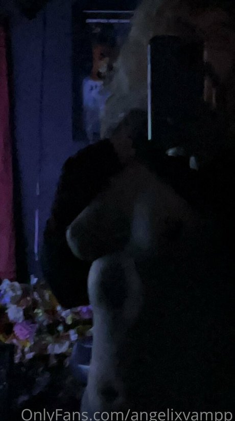 angelixvampp onlyfans nudes