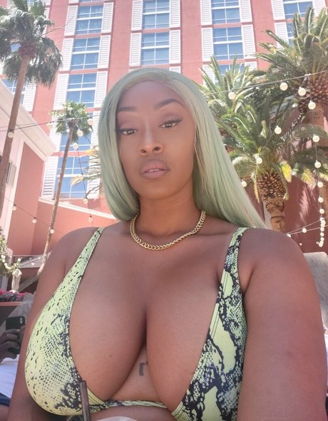 LavendaMonroe onlyfans leaked