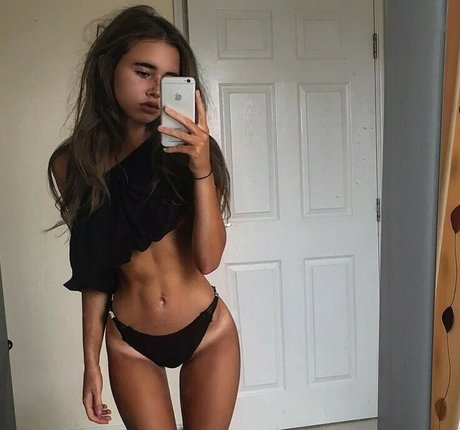 Claudia Ostler nude onlyfans leaks