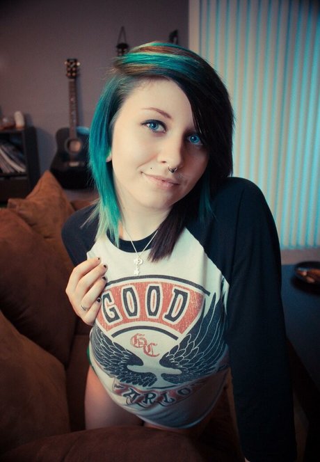 Chalkmoon onlyfans leaked photos