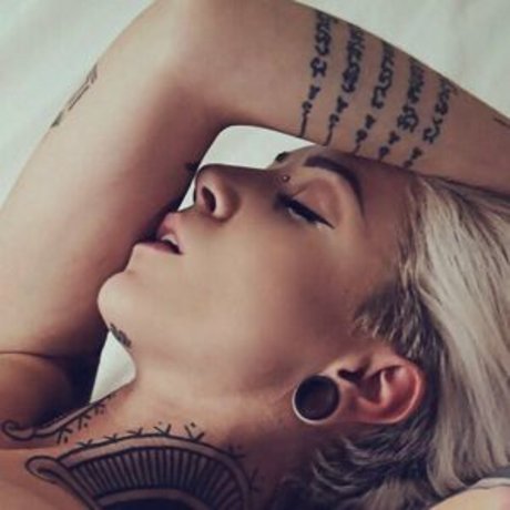 CerizVodka onlyfans free