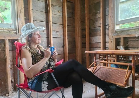 Busty Petra onlyfans star