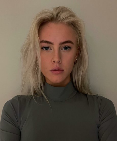 Its Emma 18 onlyfans de