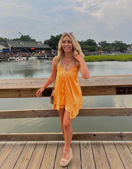 Caitlin Betterly only fans pic