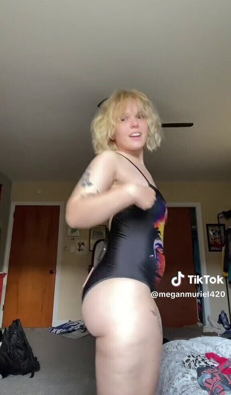 Meganxhickson onlyfans leak