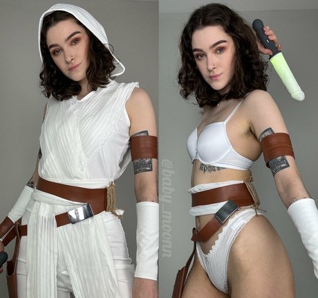 Rae Moonn only fans naked