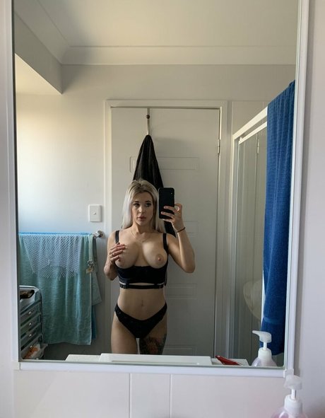 Billie Loves only fans review