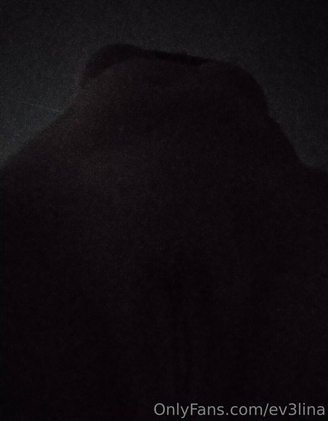 ev3lina only fans pic