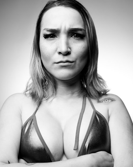 Asuka Muller onlyfans leaj