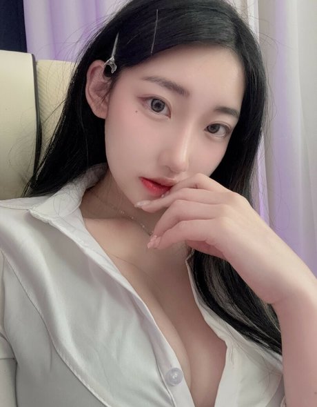 akikxxo nudes onlyfans leak