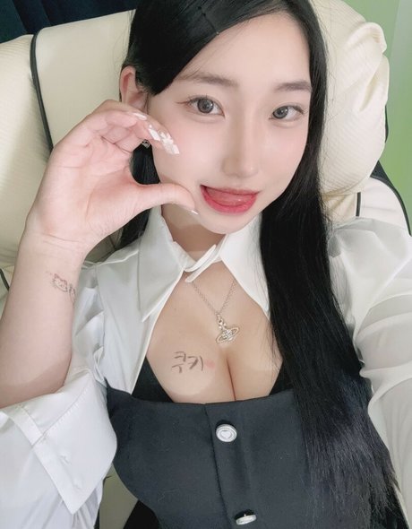 akikxxo onlyfans sexy