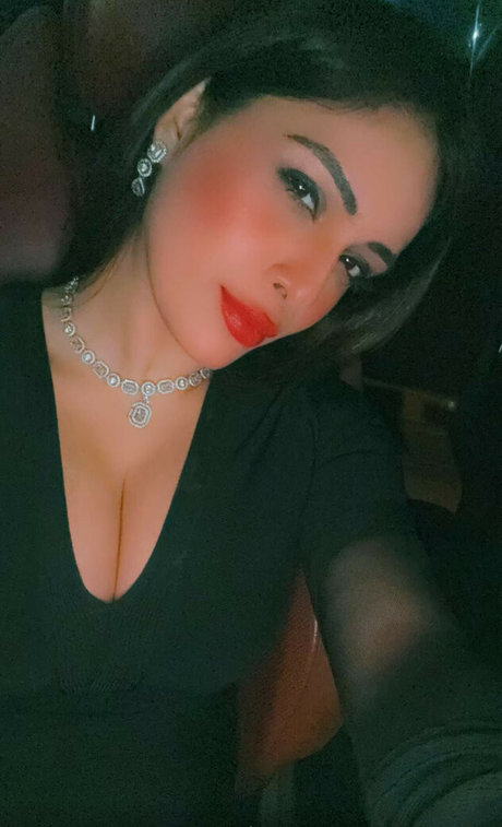 Nehhaa Malik onlyfans leaked dirtyship
