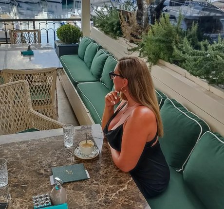 Vesna Justwoman42 onlyfans content