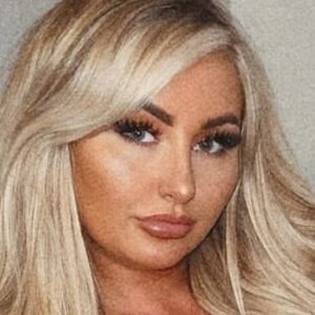 Bethjadeamberx onlyfans leaks porn