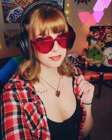 MaryMajora onlyfans naked