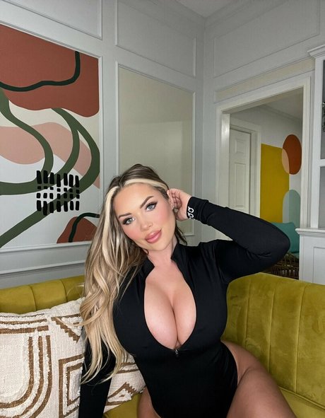 Maddy Mayes xxx onlyfans