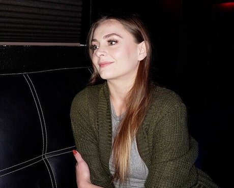 Gloryhole Swallow only fans pics