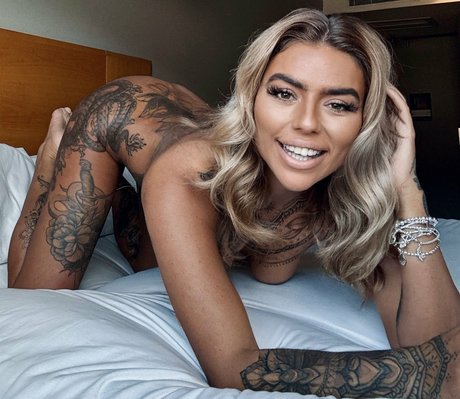 Mila Lou onlyfans porn