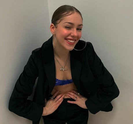 Eloise Webb leaked only fans nudes