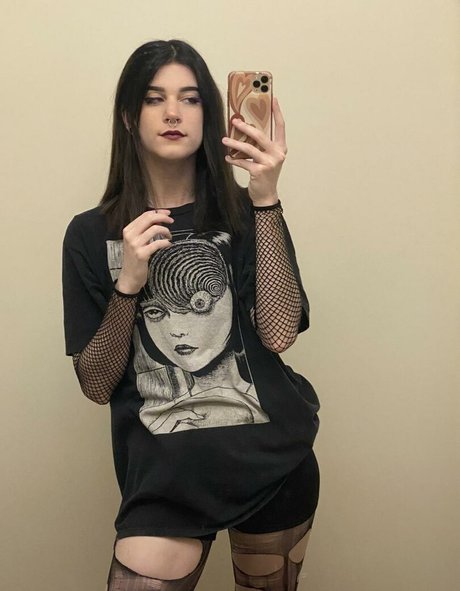 Trashpotatopie leaks onlyfans