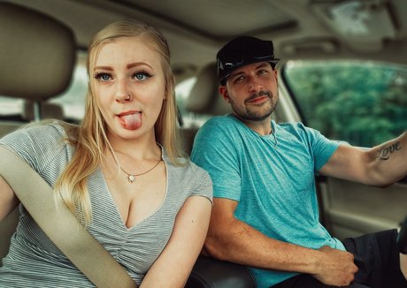 Alicewnder onlyfans topless