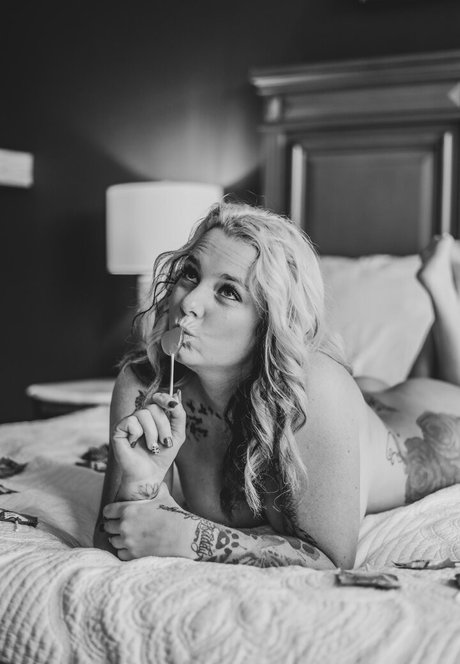 Xoshyanexo onlyfans porn leaks