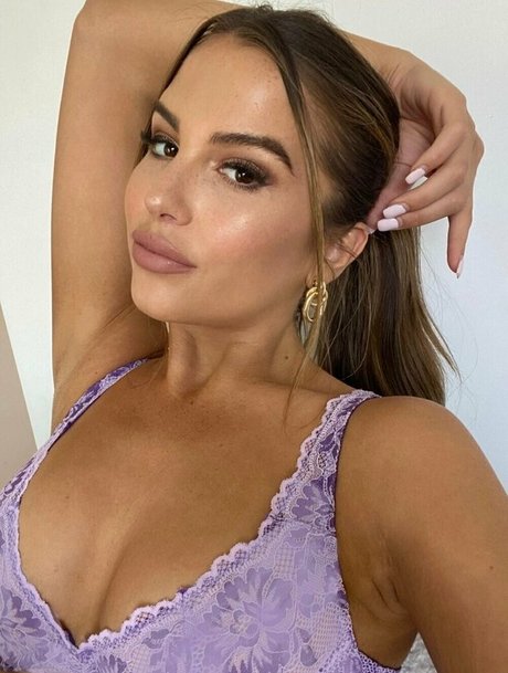 Love Island Millie onlyfans leaked tits