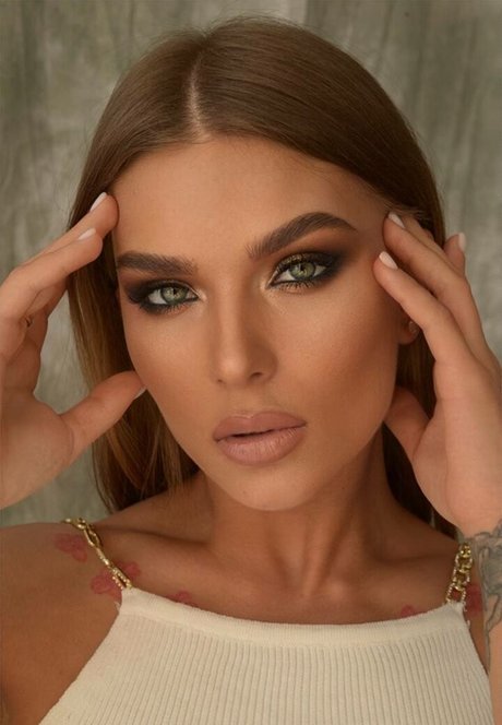 Julia Wind onlyfans porno