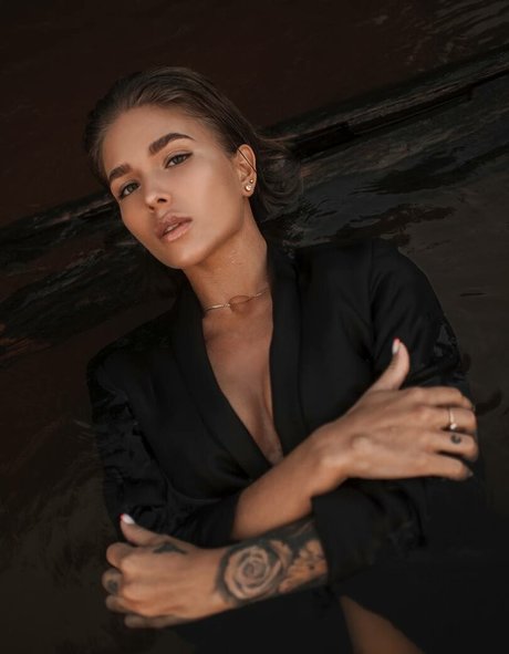 Julia Wind onlyfans free content