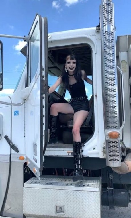 Gutknot only fans leak porn